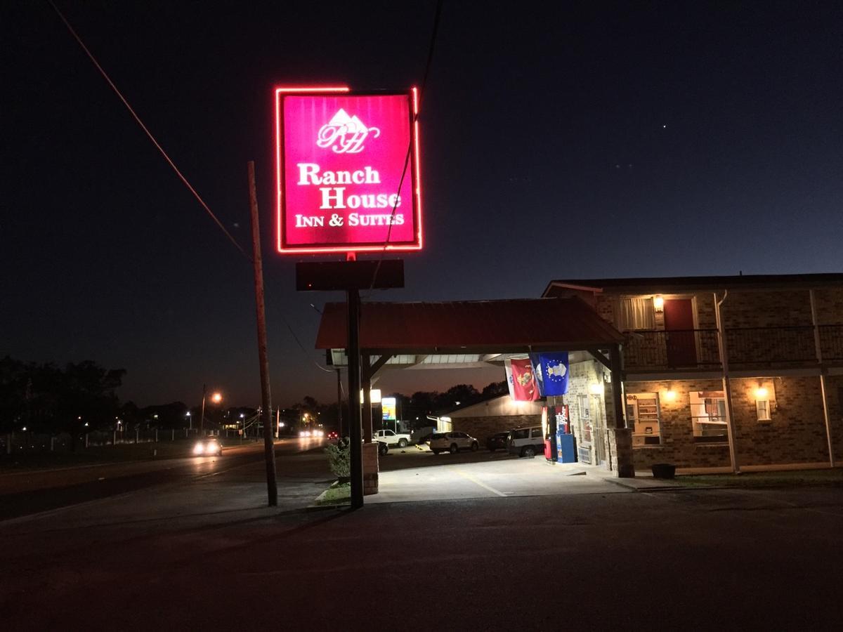 Ranch House Inn & Suites Temple Exterior foto